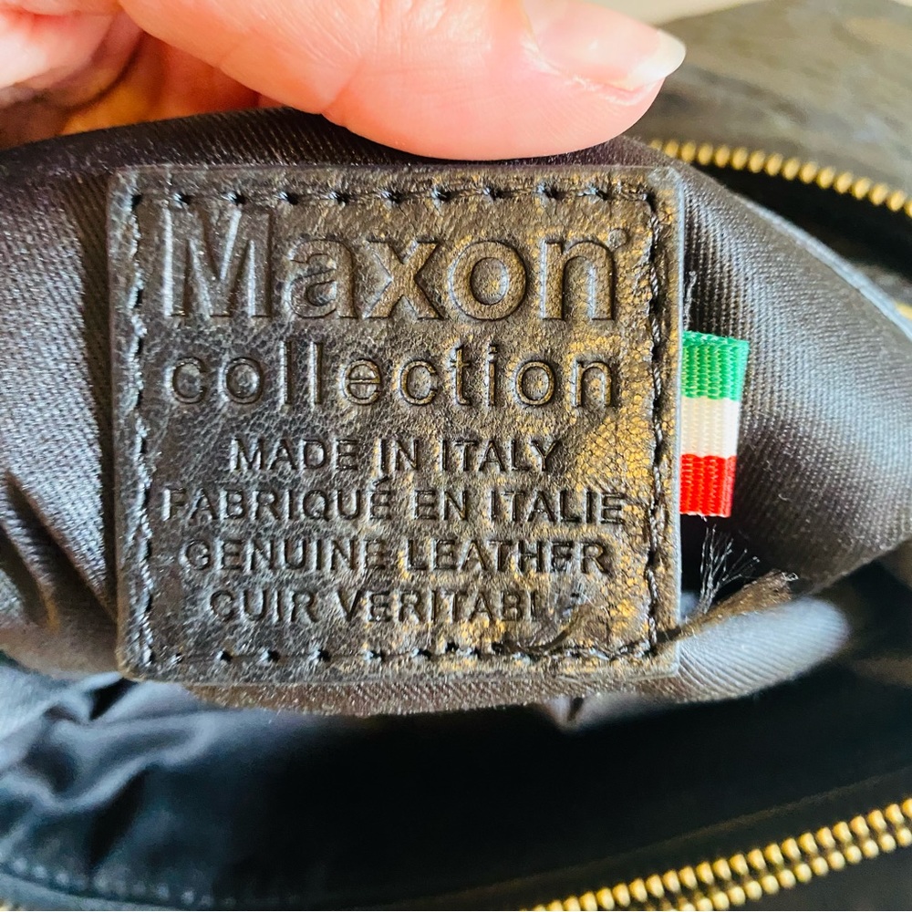 Maxon Collection Italia Black Pebbled Leather Crossbody Bag - Picture 9 of 9